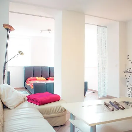 Rausch Apartment *
